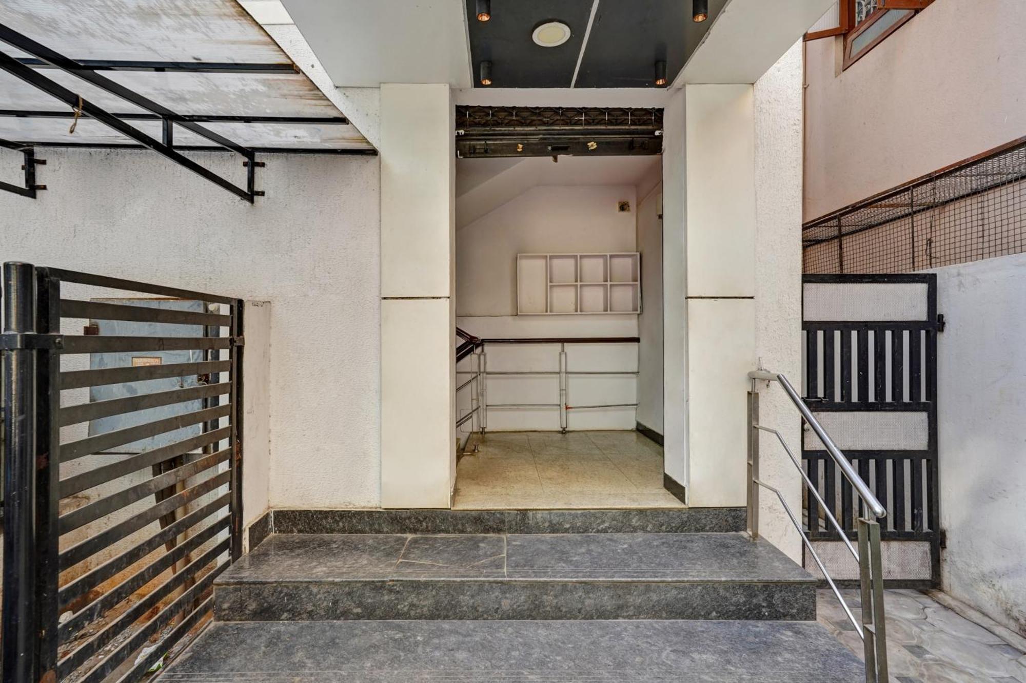 Hotel O The Coles Tree Bengaluru Zewnętrze zdjęcie